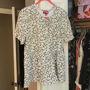 Olive/white floral peplum top NWT